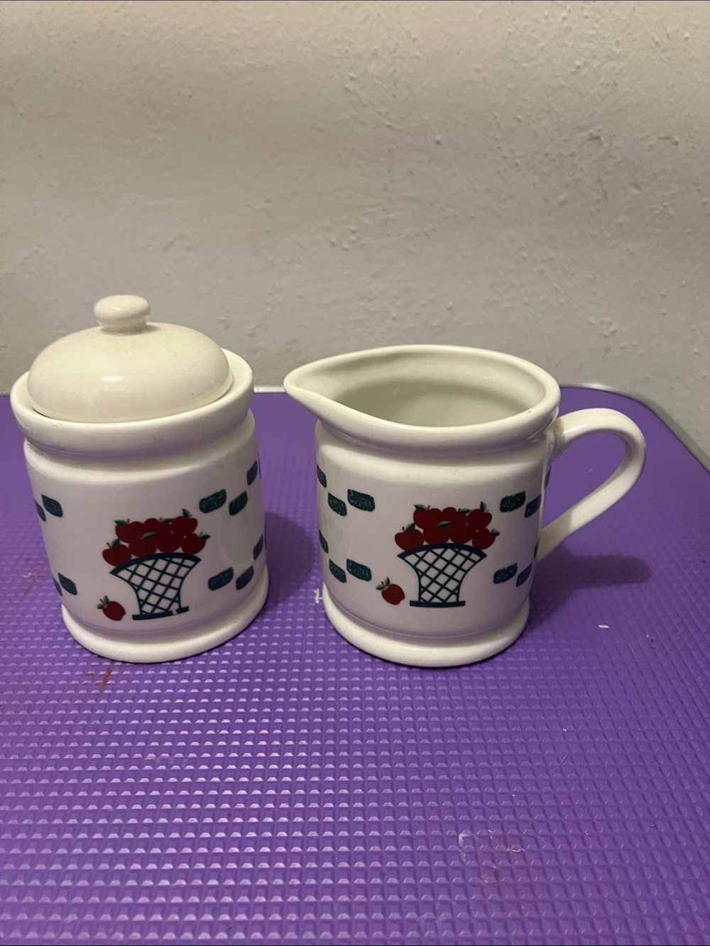 GEI White Ceramic Sugar and Creamer Set with Red Fruit Basket Motif